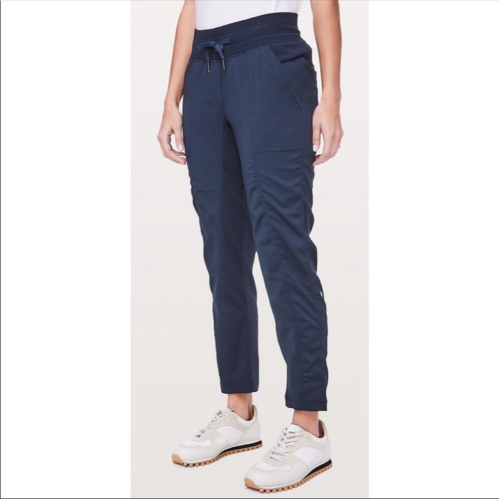 Lululemon street to studio pant